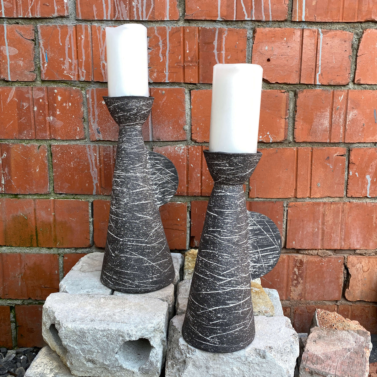 Black & white ceramic candle holders